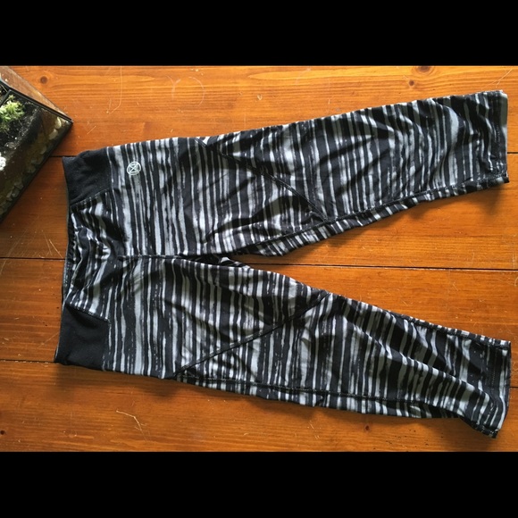 Ardene’s Active Leggings, Size Small - Picture 1 of 5